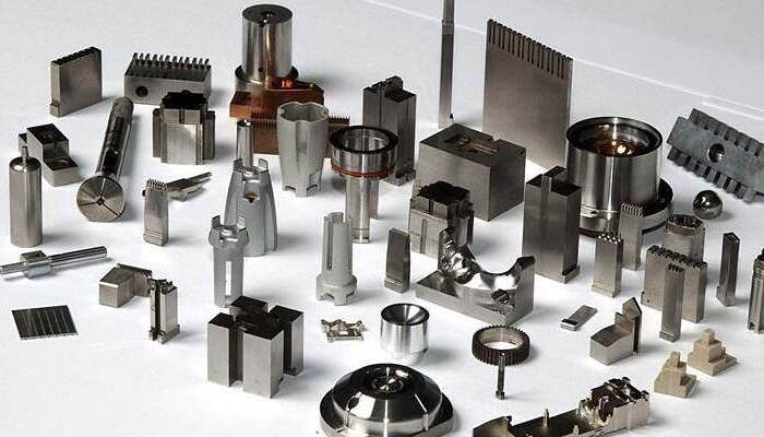 MÁY BƠM ĐƯỢC CHẾ TẠO TỪ CÁC VẬT LIỆU NHƯ THẾ NÀO ?